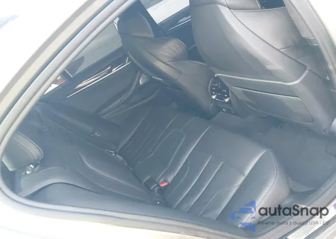 2019 BMW M5 from USA, damaged, VIN WBSJF0C52KB285746